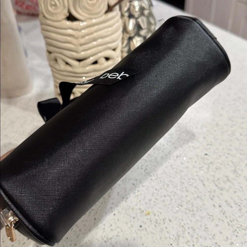 🖤bebe Gold Logo Black Travel Toiletry Bag